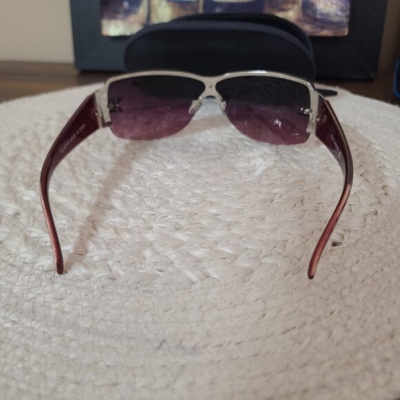 Italian Design Sunglasses - Picture 7 of 9